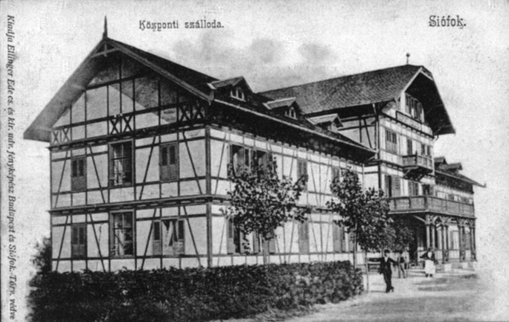 1898 Kozponti Szalloda