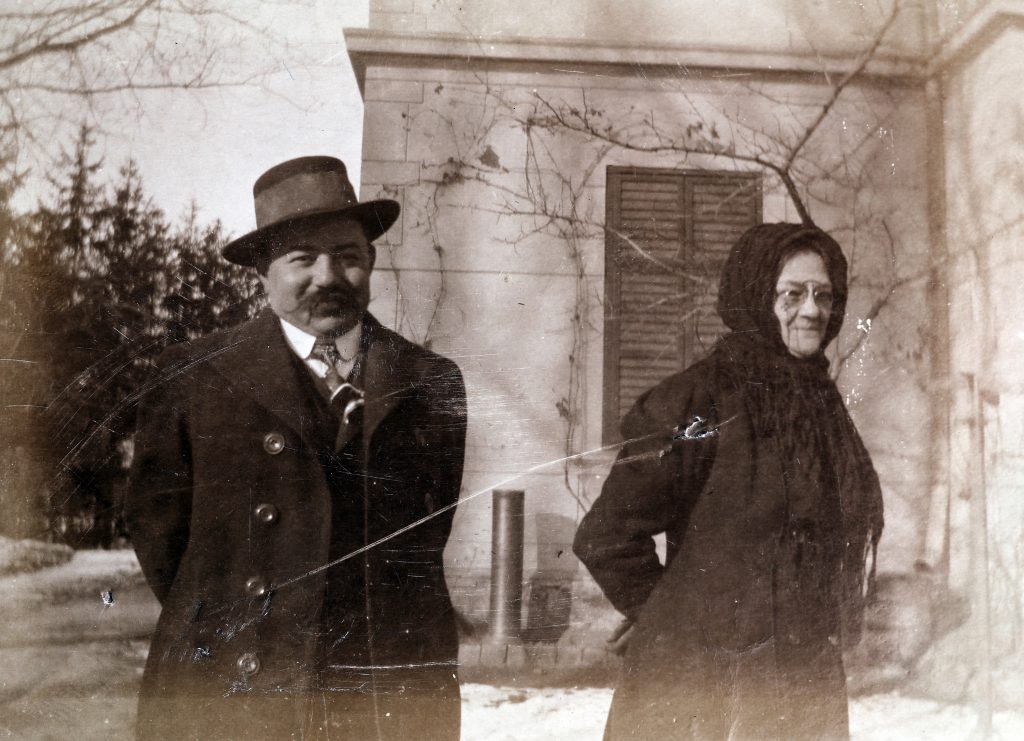 Kisebb fortepan 263594 zichy zsofia villaja kertjeben 1910 fortepan zichy kuria