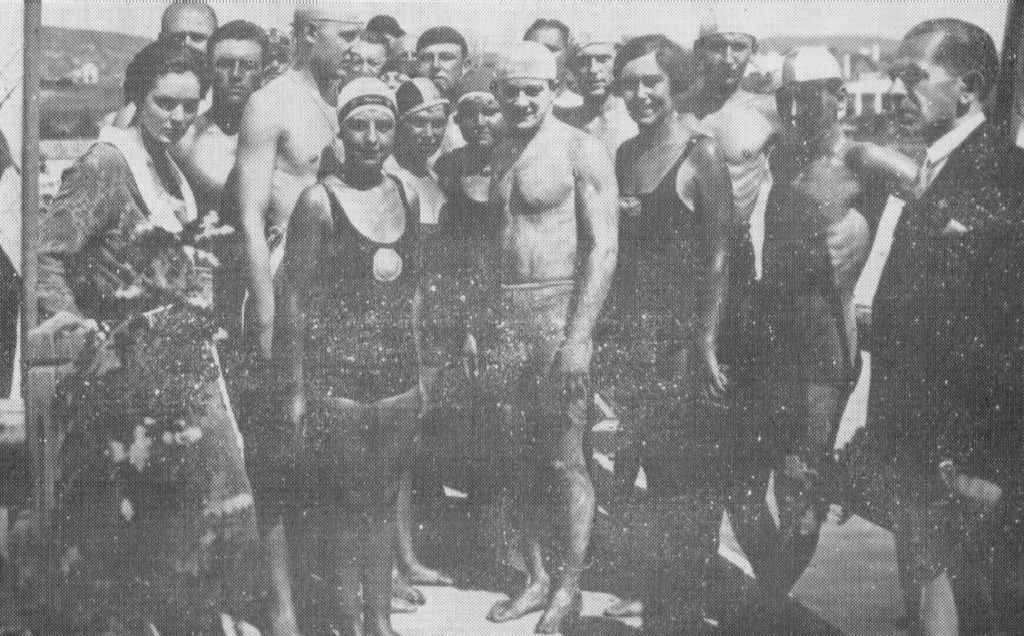 1948. evi balatoni uszoverseny resztvevoi jobb oldalt partos artur
