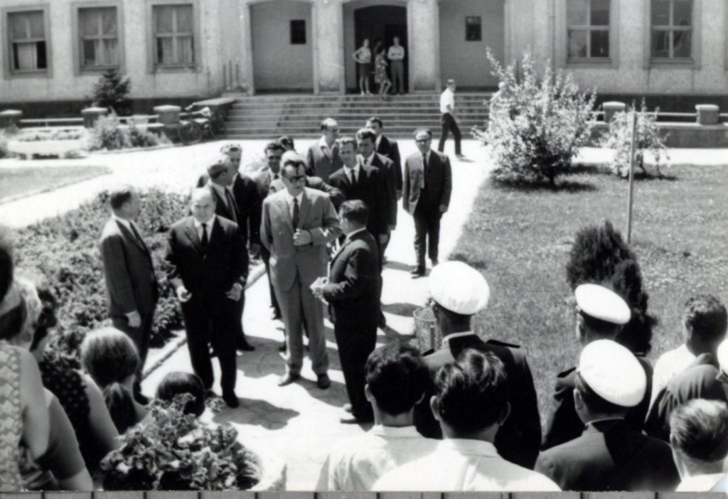 Andok siofok gimnazium delegacio 1960 as valoszinusitett