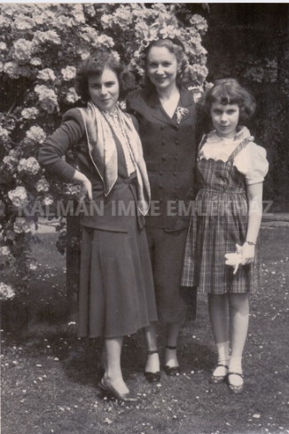 Lily, vera es yvonne inr.301.666