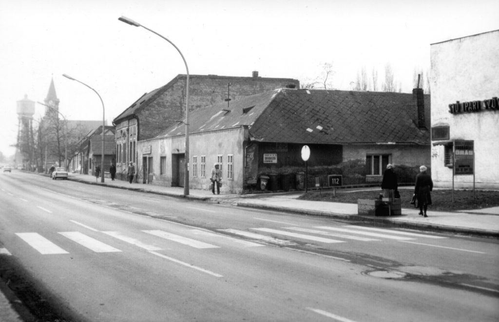 09.templomtol a fodraszig lebontva helyen a buszpalyaudvar