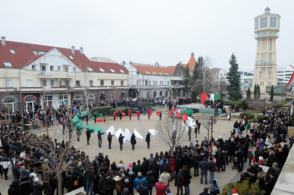 Marcius 15. dsc 1344 vktn.jpg siofoki hirek 2015 marcius