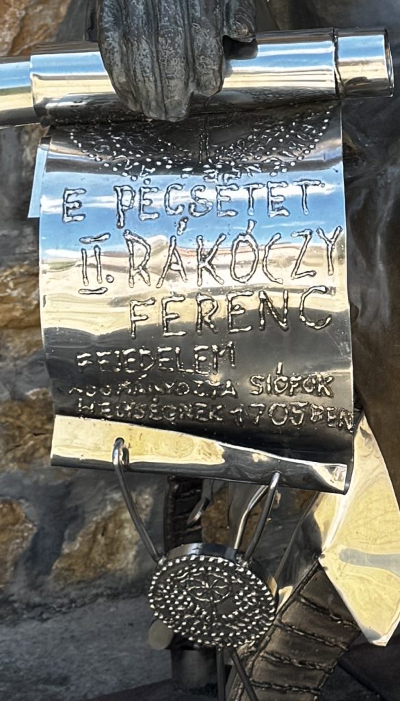 Varga Imre Rakoczi szoborreszlet pecset adomanyozas