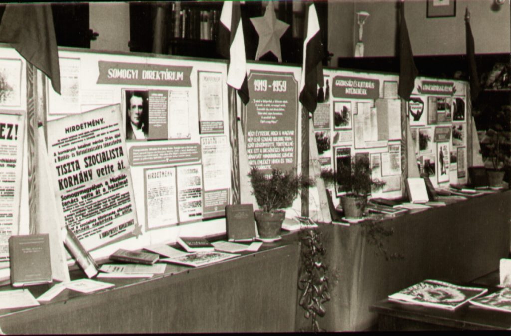 42 foto 1959.04.04. kiallitas a konyvtarban