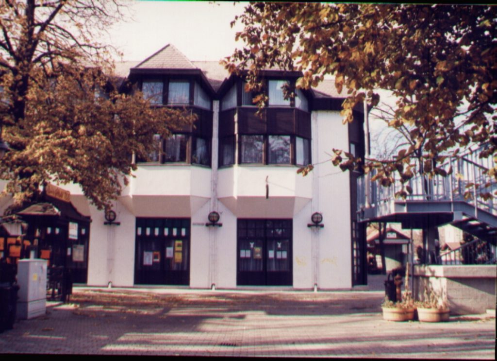 64 foto